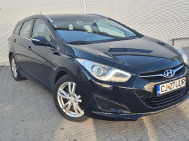 Hyundai i40 Automat 6+1 Viteze 1.7CRDi 136cp Euro 5 Navi Camera Padele