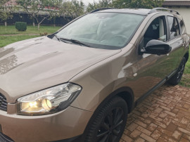 Nissan qashqai +2 2013