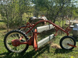 Grebla Rotativa Dupa Tractor