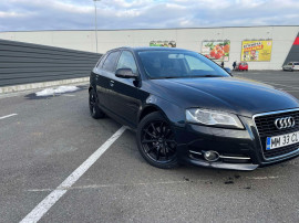 Audi,A3,negru,cutie manuala,dublu climatoric,140CP, motor 2.0 TDI