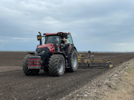 Tractor Case IH Optum 300 CVX cu priza frontala