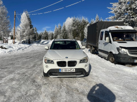 BMW X1 4x4 model XDrive -XLine Service la zi