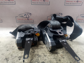 Motoras stergator hayon Nissan Pulsar 2014