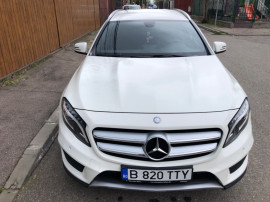 Mercedes-Benz Gla 180 pachet Amg