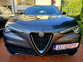 Alfa Romeo Stelvio 2.0 Turbo 16V AT8-Q4 Sprint