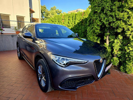 Alfa Romeo Stelvio 2.0 Turbo 16V AT8-Q4 Sprint