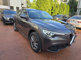 Alfa Romeo Stelvio 2.0 Turbo 16V AT8-Q4 Sprint