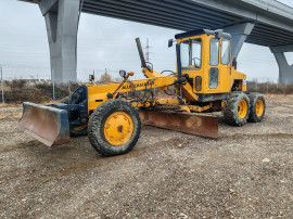 Greder Allis Chalmers cu lama in fata