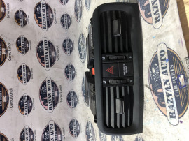 Grila ventilatie centrala Skoda Fabia 2 2008
