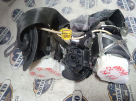Set Centuri fata cu capsa Volkswagen Passat CC 2011