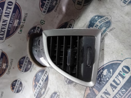 Grila ventilatie stanga Opel Astra J 2014
