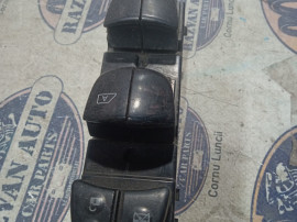 Butoane geamuri electrice Nissan Juke 2011