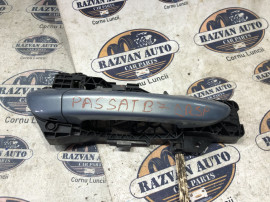 Maner exterior dreapta spate Volkswagen Passat B7 2012