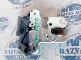 Broasca hayon Volkswagen Passat CC 2011