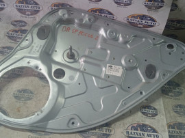 Macara geam dreapta spate Ford Focus 2 2010
