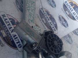 Macara geam stanga spate Dacia Duster 2017