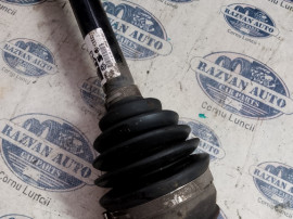 Planetara stanga fata Audi A5 2.0 2013