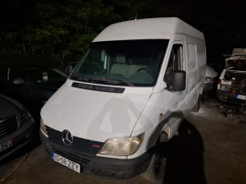 Mercedes sprinter mediu 2.2cdi 1550e