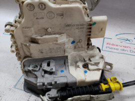 Broasca dreapta spate Audi A4 B8 2010