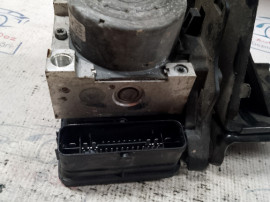 Pompa abs Volkswagen Passat B8 1.6 Motorina 2016