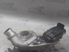 Turbina stanga Jaguar XF 3.0 2011