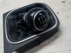 Nuca schimbator 5+1 trepte Volkswagen Jetta 2012