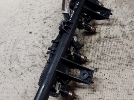 Rampa plus injectoare Mercedes C 220 1.2 Benzina 2009