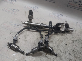 Rampa plus injectoare Nissan Pulsar 2014