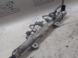 Rampa injectoare Mercedes C-Class W204 2012