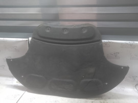 Pâsla capotă Mercedes E 350 2012