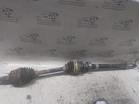 Planetara dreapta fata Mazda 3 2.2 Motorina