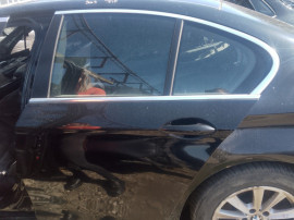 Usa stanga fata BMW Seria 5 F10 2010