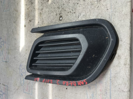 Grila proiector dreapta Dacia Sandero 2018