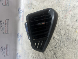 Grila ventilatie stanga Ford Ecosport 2015