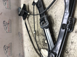 Macara geam dreapta fata Seat Toledo 2014
