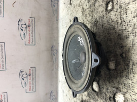 Boxa dreapta spate Dacia Duster 2014