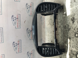 Grila ventilatie centrala Nissan Juke 1.2 Benzina 2018