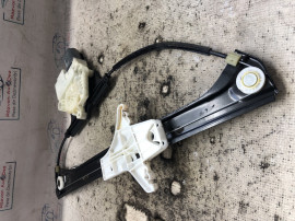 Macara geam dreapta spate Volkswagen Passat B8 2015