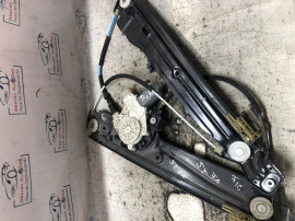 Macara geam stanga fata BMW 520 F10 2012