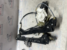 Macara geam stanga fata BMW Seria 3 E92 2010