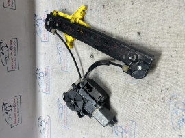 Macara geam stanga spate Volkswagen Polo 2010