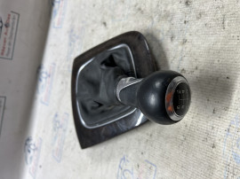 Nuca schimbator 6+1 trepte Audi Q3 2014