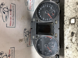 Ceasuri bord Volkswagen Passat CC 2012