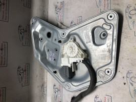Macara geam dreapta spate Skoda Yeti 2012