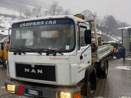 Camion man basculabil cu macara