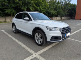 Audi Q5 2.0 40 TDI quattro interior S line