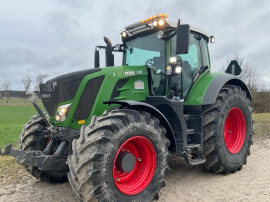 2017 Tractor Fendt 828 Vario