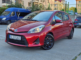 Toyota Yaris 2013 1.5 Hibrid 100 CP euro 5 automata / RATE fara avans