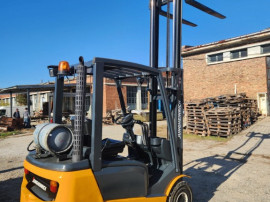 Stivuitor Jungheinrich, an 2015, ridica, 6 tone la inaltime 3.3 metri