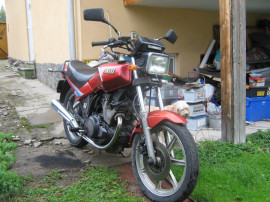 Moto Yamaha 400 xs 1984